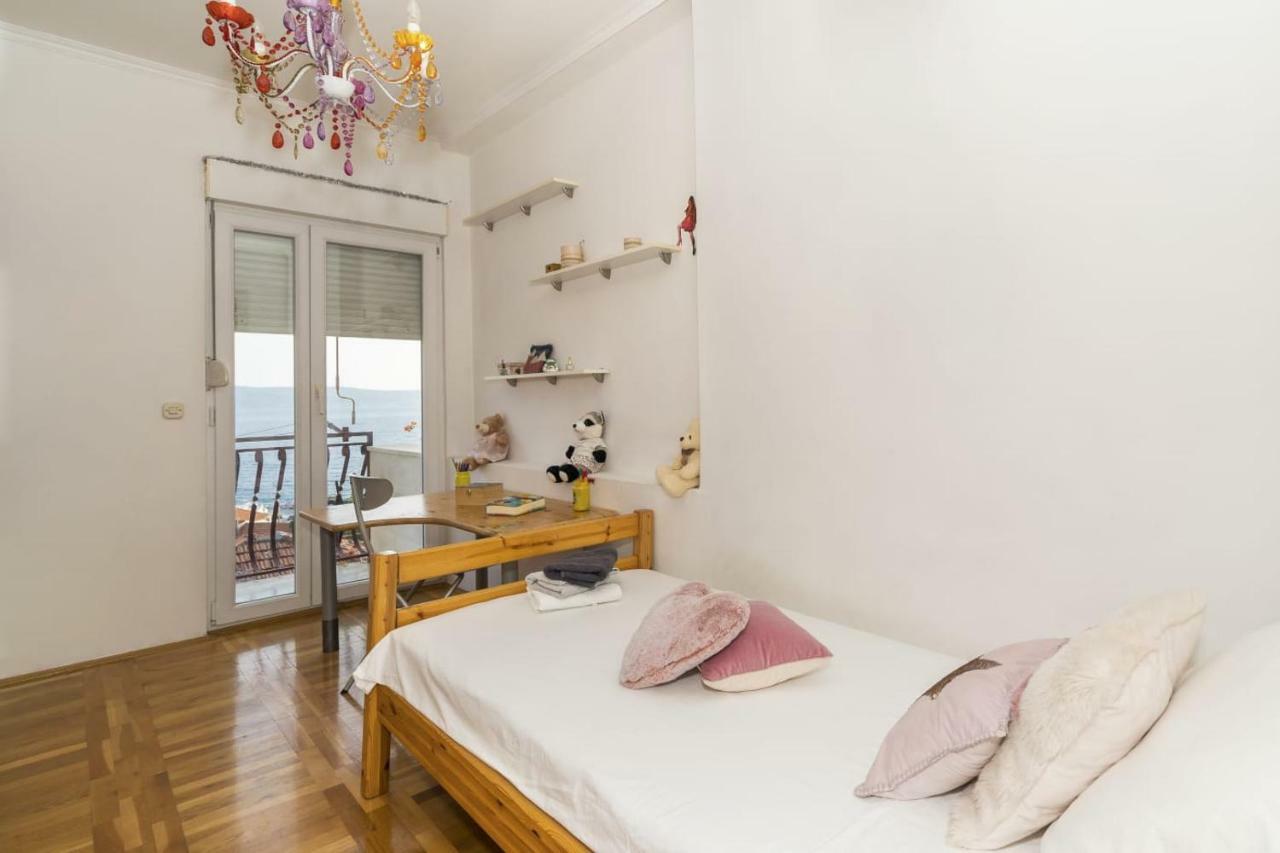 Little place near sea Apartman Appartamento Jesenice  Esterno foto